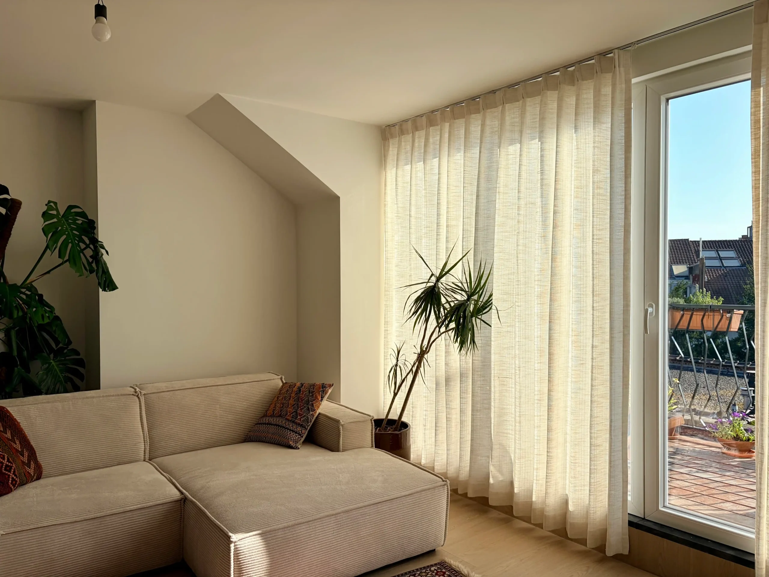 linen curtain in client home brussels complete view_curtain boutique